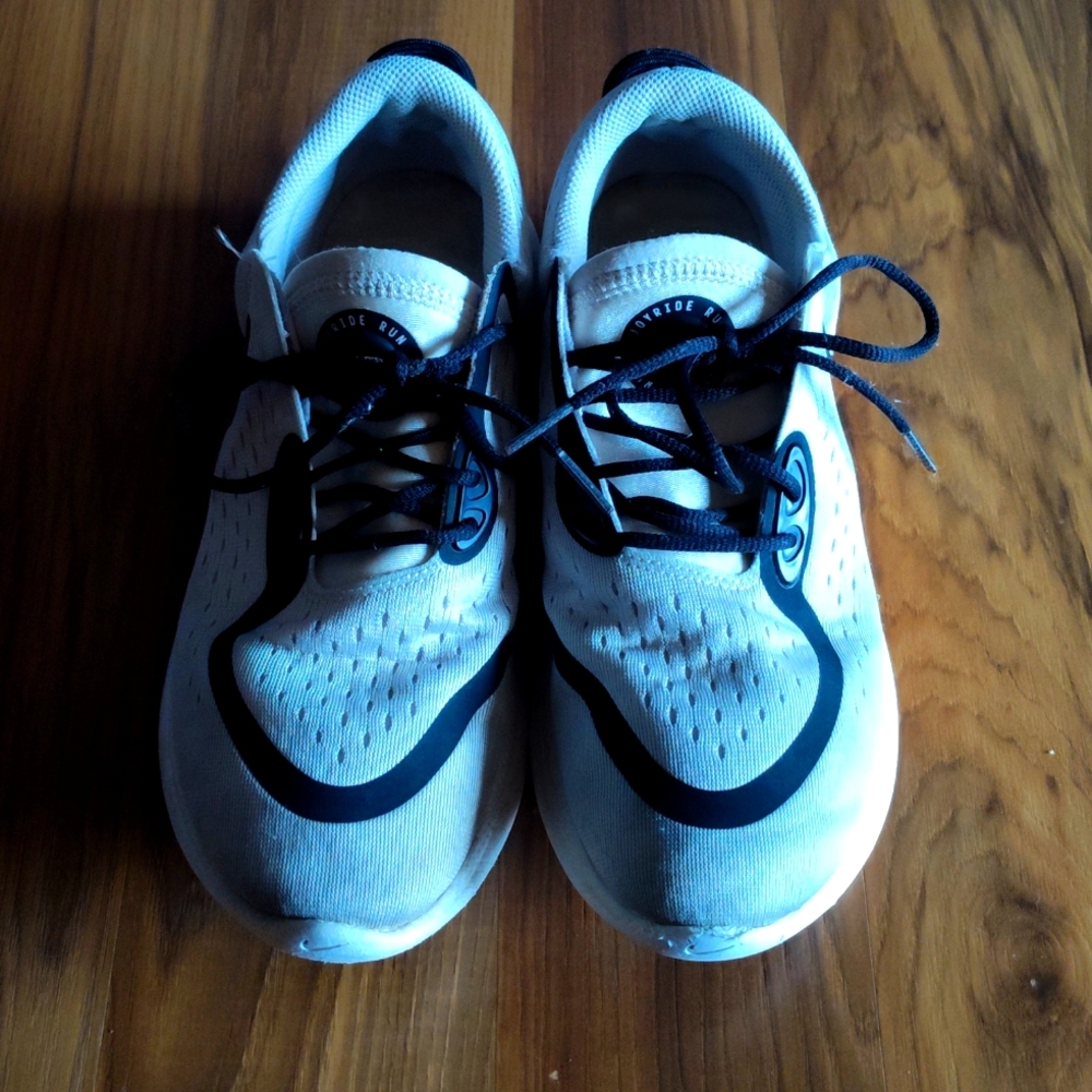 Women's Nike shoes